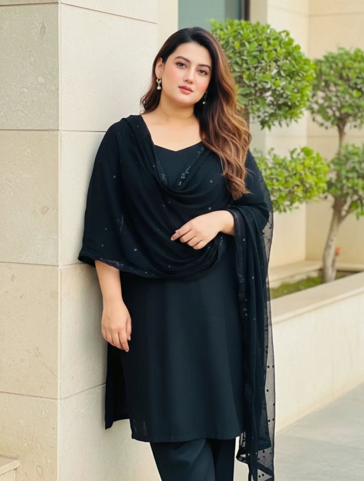 Busty Call Girl Karachi